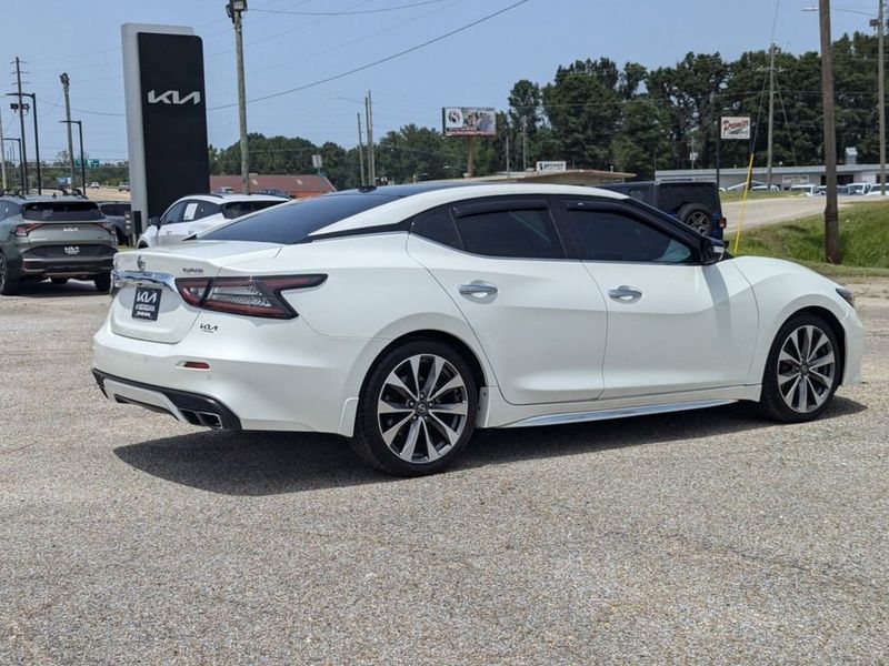 2019 Nissan Maxima PlatinumImage 3