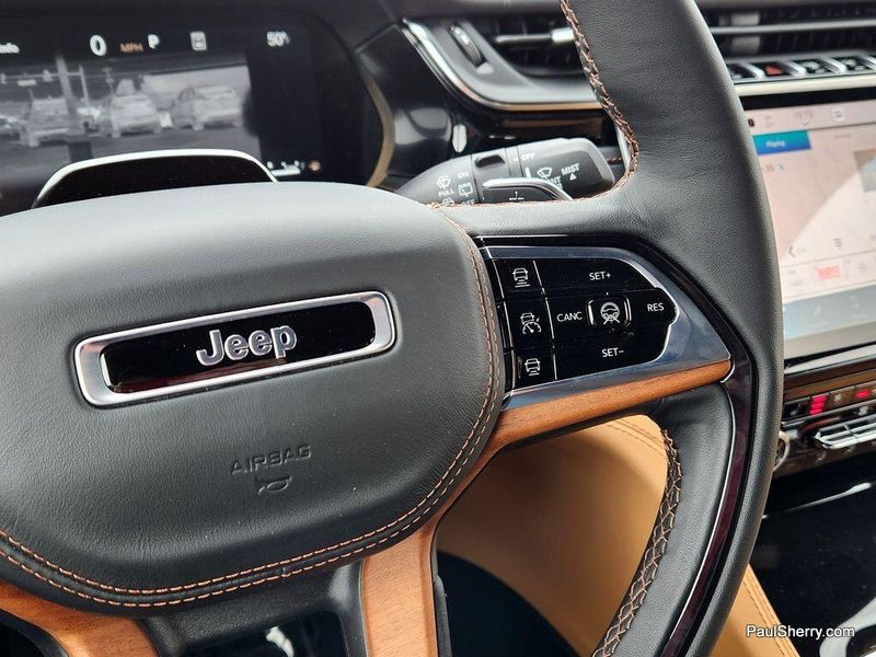 New 2025 Jeep Grand Cherokee L Summit Reserve 4x4Image 30