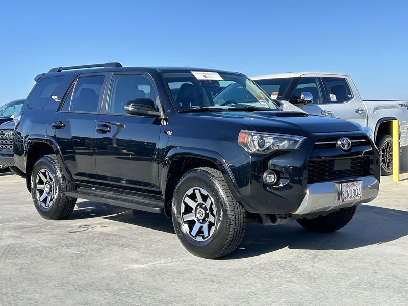 2023 Toyota 4Runner TRD Off-Road PremiumImage 2