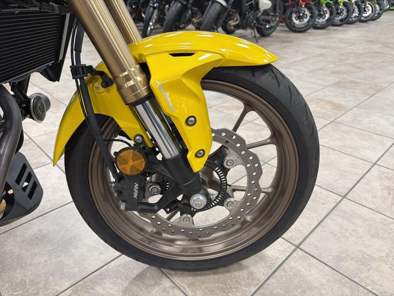 Used 2024 Honda CB300R ABS Image 19