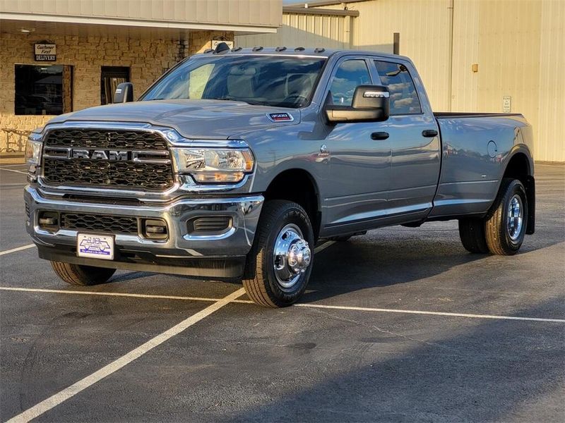 2024 RAM 3500 Tradesman Crew Cab 4x4 8