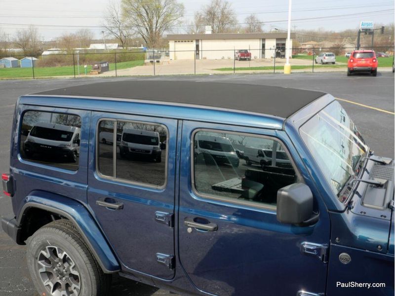 New 2025 Jeep Wrangler 4-door SaharaImage 16