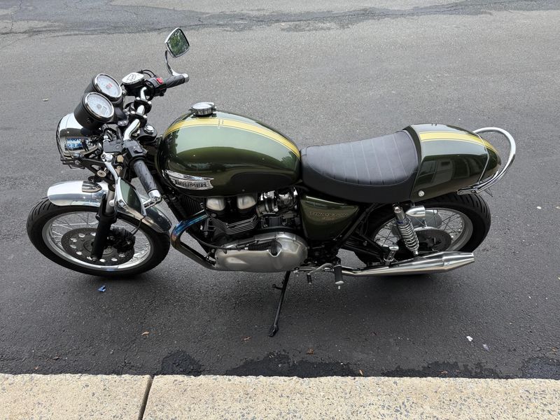 2013 Triumph Thruxton Thruxton & Special EditionsImage 2