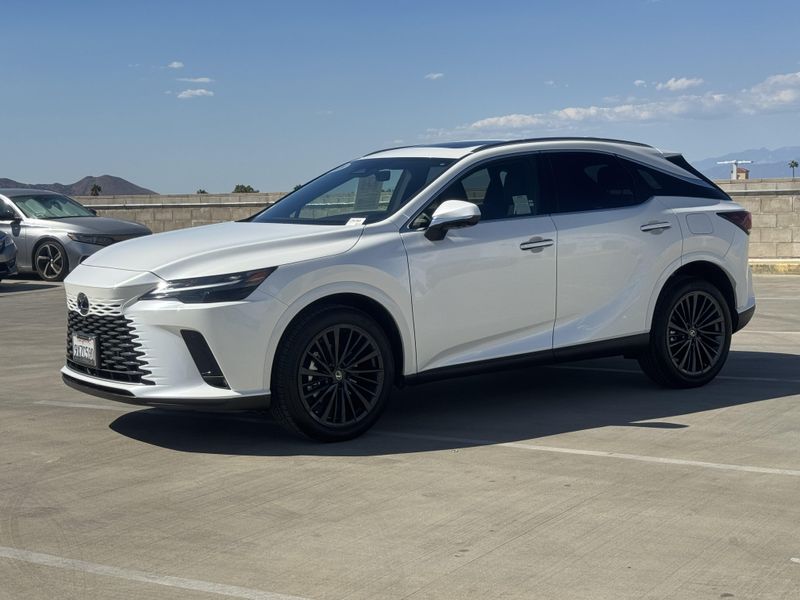 Used 2026 Lexus RX 450h+ PremiumImage 5