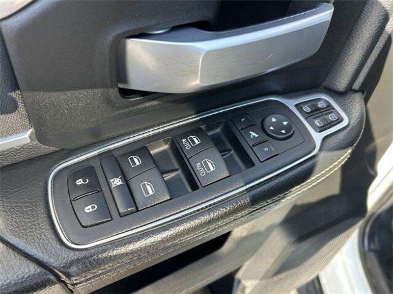 Used 2024 RAM 3500 Big HornImage 20