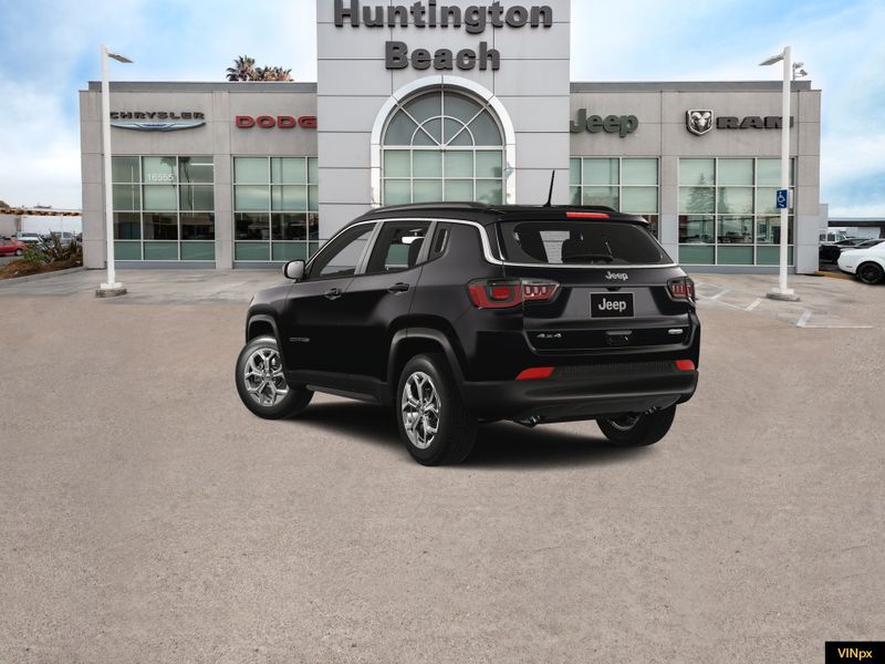 2025 Jeep Compass Latitude 4x4Image 5