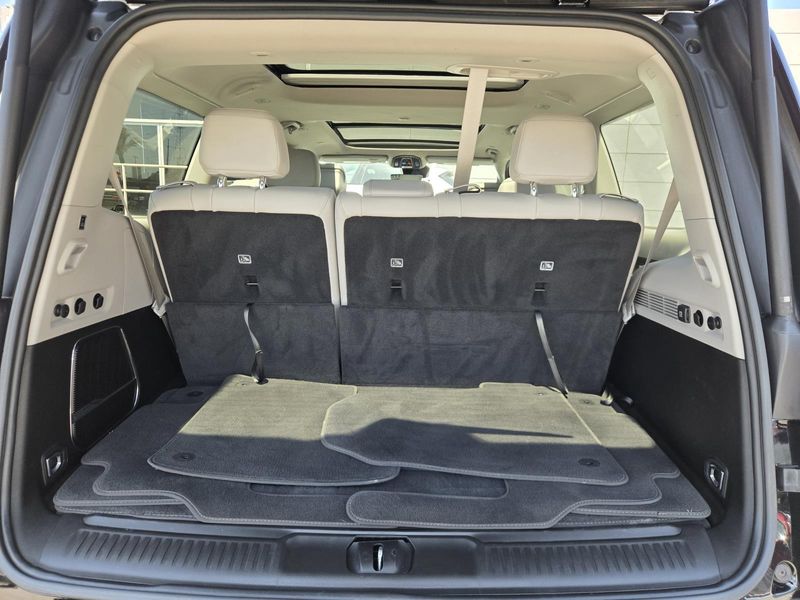 2022 Jeep Wagoneer Series II 4x2