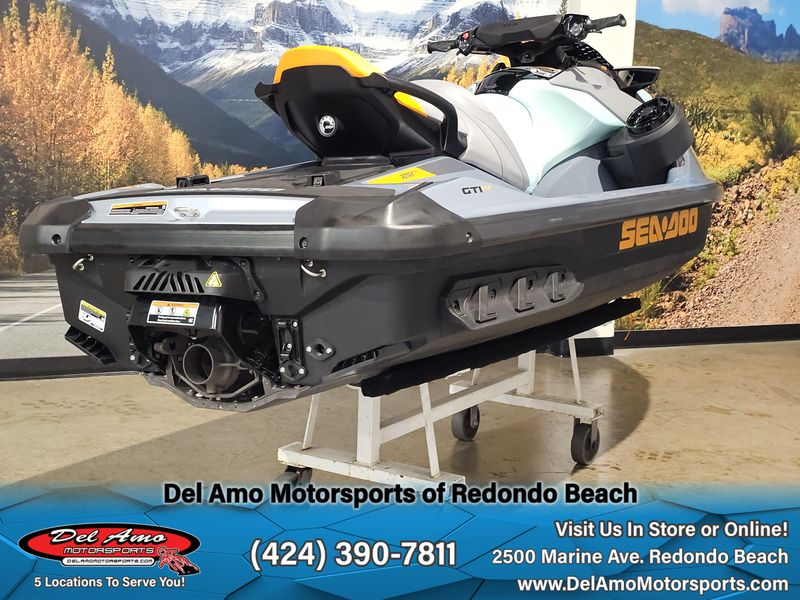 2024 Sea-Doo GTI SE 170 (SOUND SYSTEM) Image 6