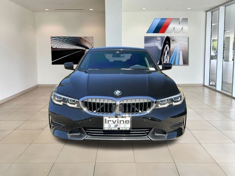 2021 BMW 3 Series 330iImage 3