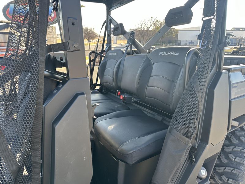 2025 Polaris RANGER CREW XP 1000 PREMIUM STEALTH GRAYImage 6