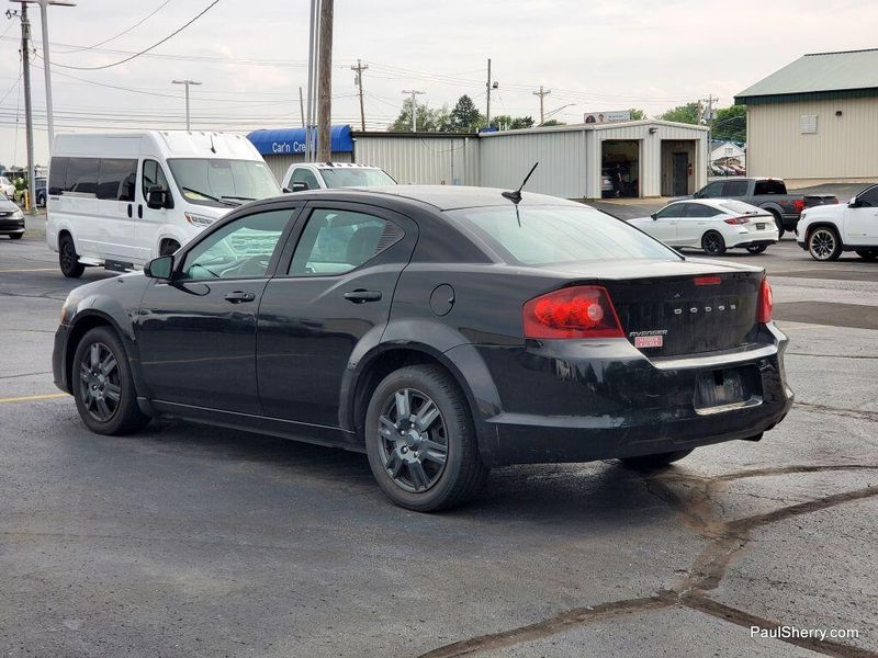 2012 Dodge Avenger SEImage 6