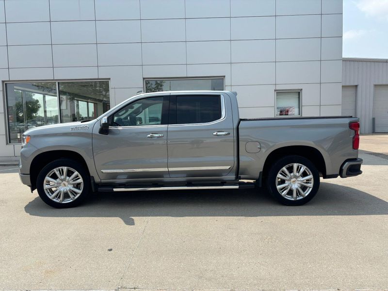 Used 2023 Chevrolet Silverado 1500 High CountryImage 5