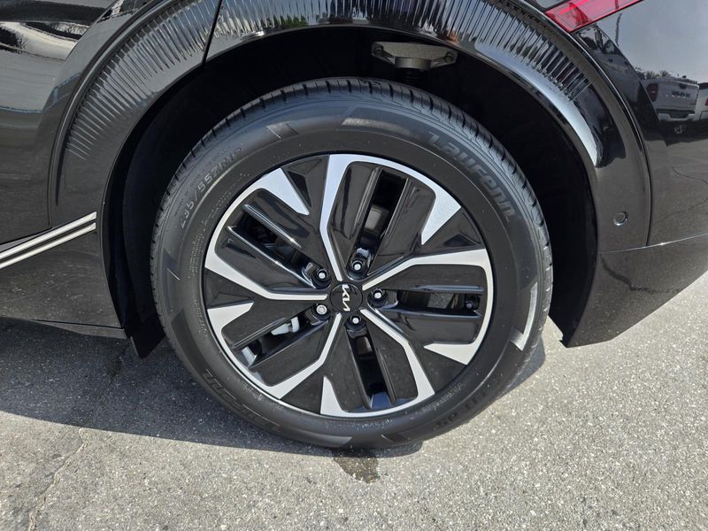 Used 2024 Kia EV6 Wind RWD