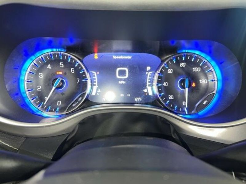 2025 Chrysler Pacifica SelectImage 39
