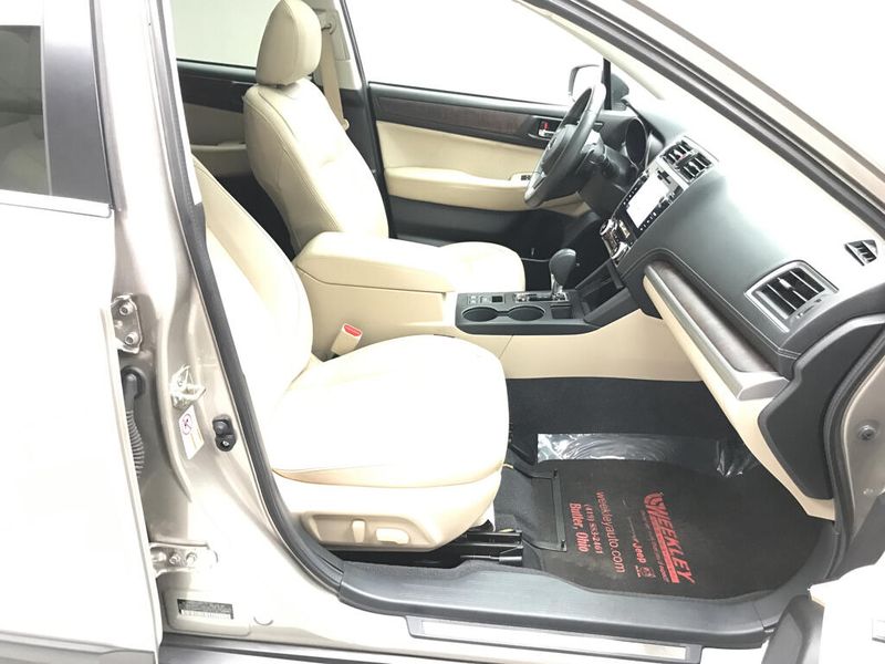 Used 2019 Subaru Outback LimitedImage 21
