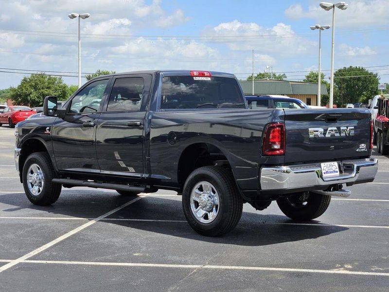 2025 RAM 2500 Tradesman Crew Cab 4x4 6
