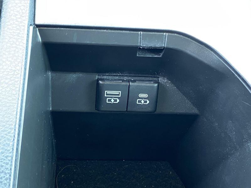 Used 2024 Toyota Camry SEImage 23