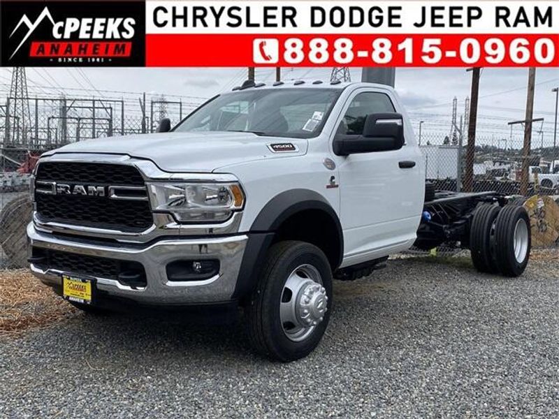 New 2024 RAM 5500HD SLTImage 1