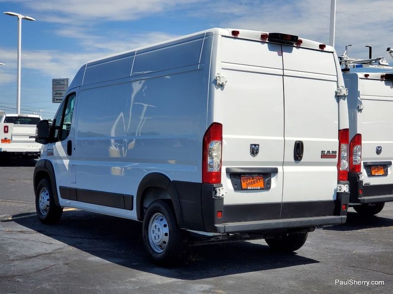 2022 RAM ProMaster 2500 High RoofImage 10