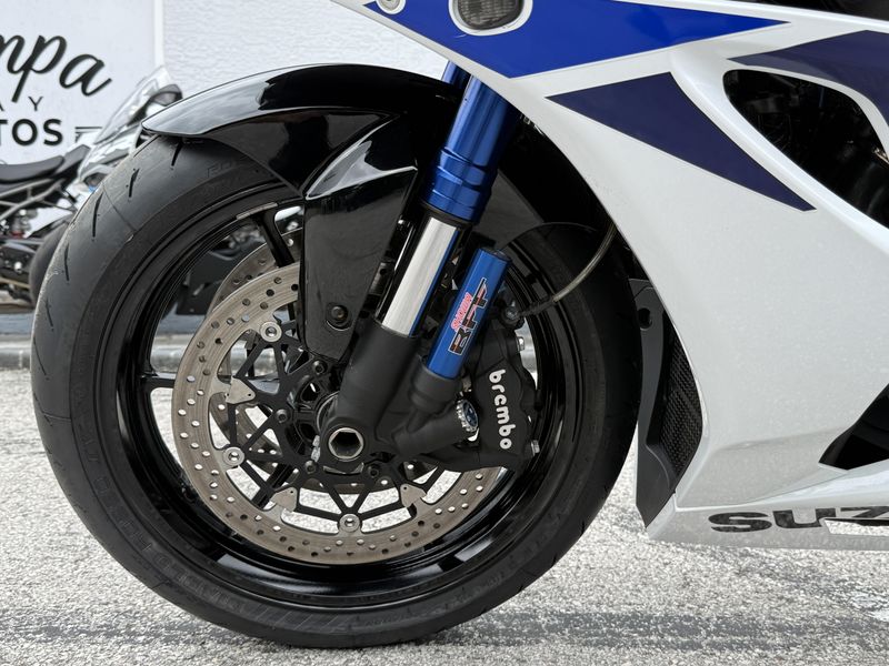 2025 Suzuki GSX-R1000RZ