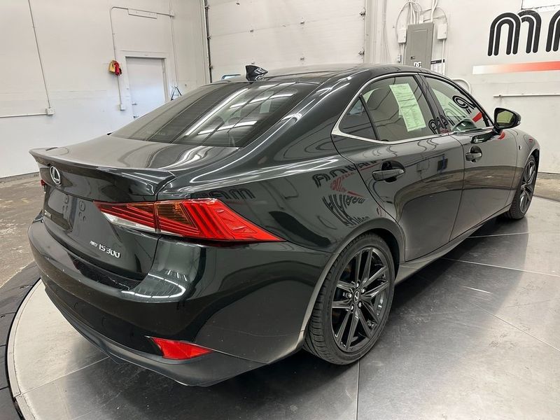 2018 Lexus IS 300 300Image 19