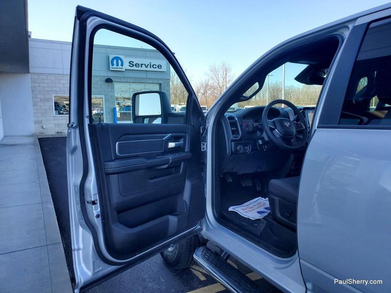 New 2026 RAM 2500 Big Horn Crew Cab 4x4 6'4' Box