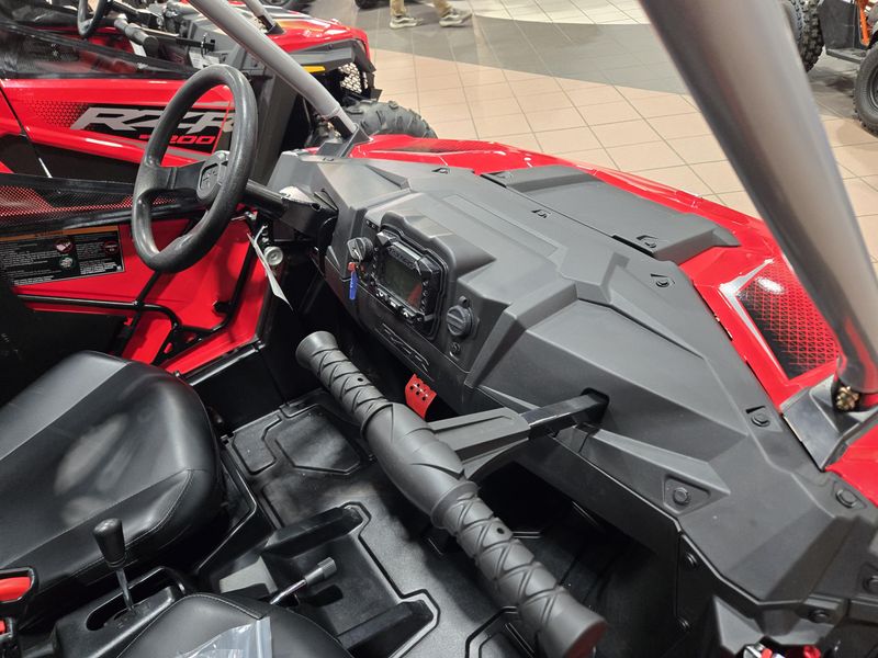 NEW 2026 POLARIS RZR 200 EFI Image 19