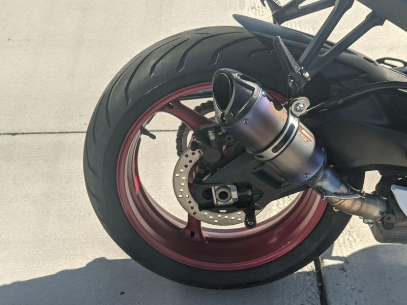 Used 2025 Suzuki GSX-R600 CA Image 21