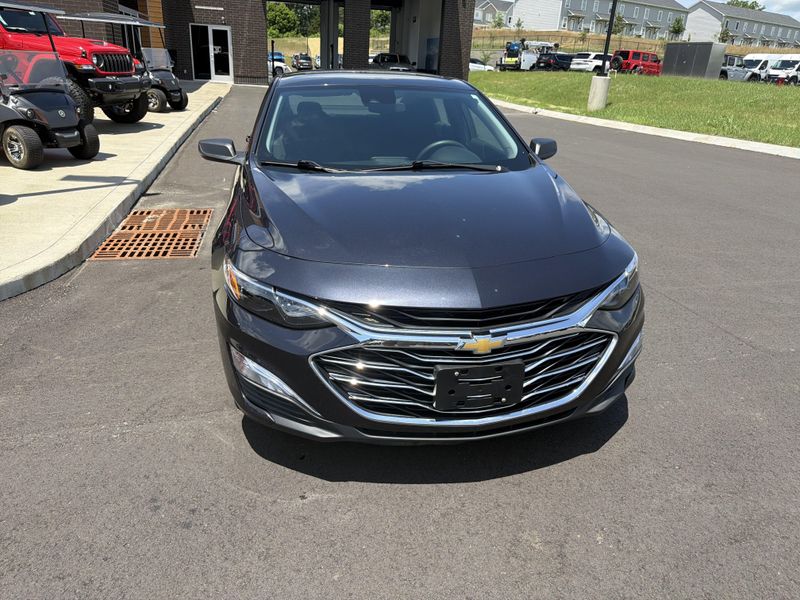 Used 2023 Chevrolet Malibu LSImage 4