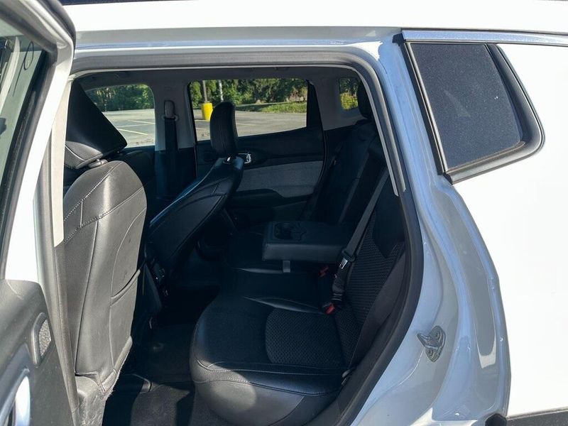 2022 Jeep Compass Latitude photo 11
