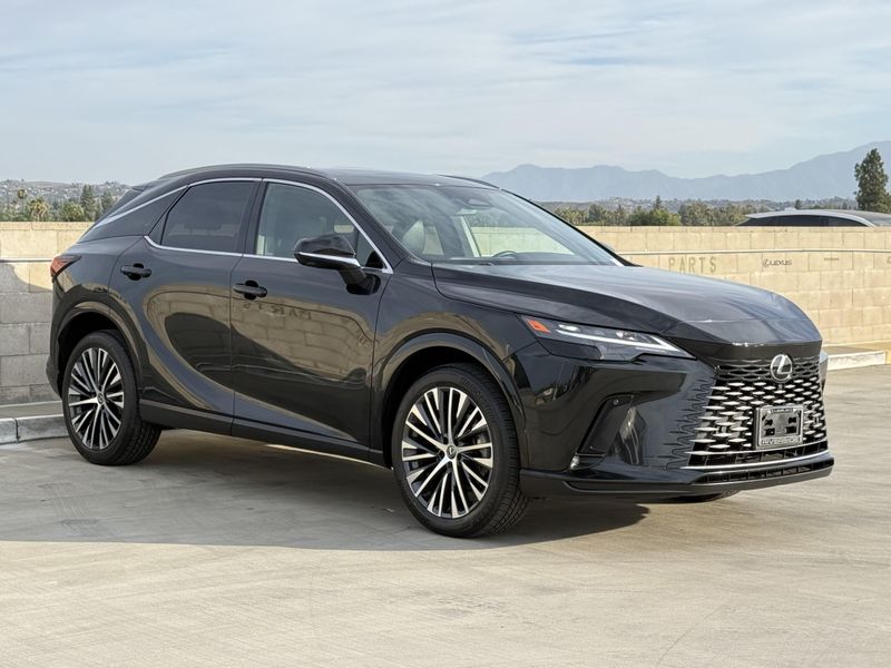 Used 2024 Lexus RX 350 PremiumImage 2