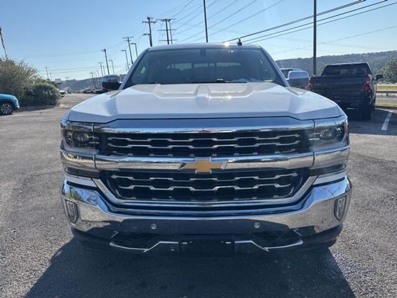 2017 Chevrolet Silverado 1500 LTZ photo 2