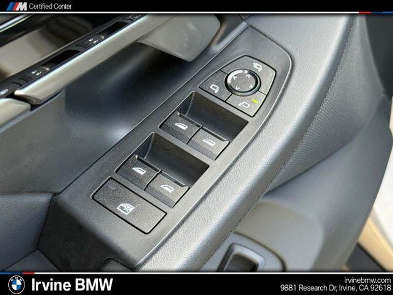 Used 2025 BMW 5 Series 530iImage 19