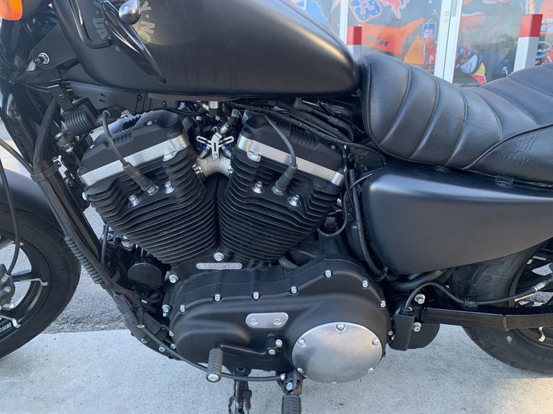 Used 2019 Harley-Davidson Sportster Iron 883 Image 4