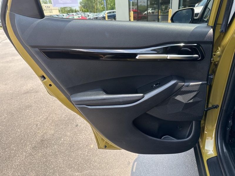 Used 2024 Kia Seltos SXImage 21