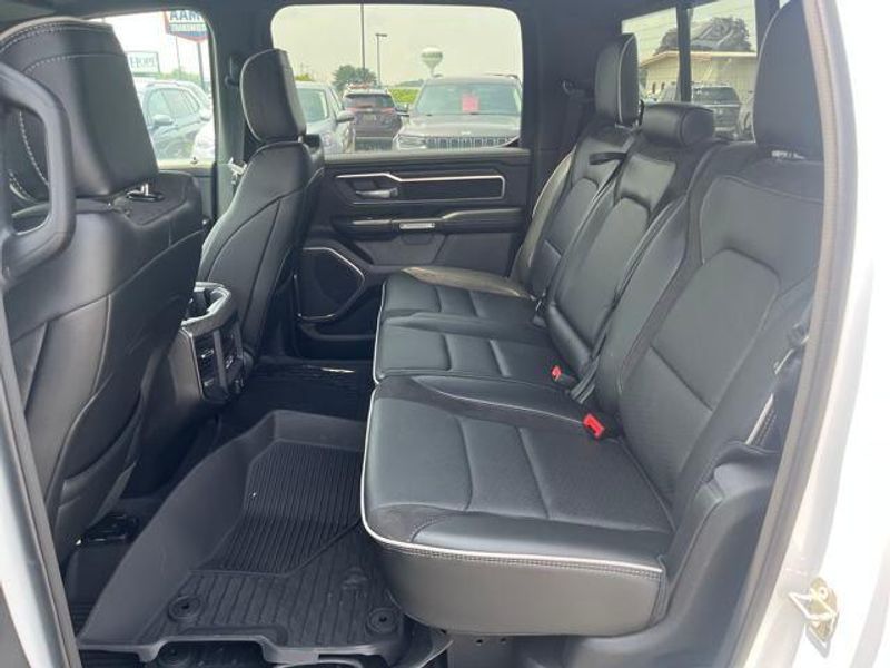 2025 RAM 1500 Laramie Crew Cab 4x4 5'7' Box