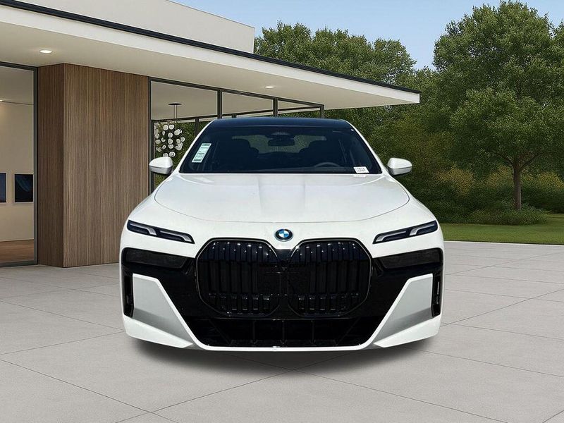 New 2026 BMW 7 Series 750e xDriveImage 4