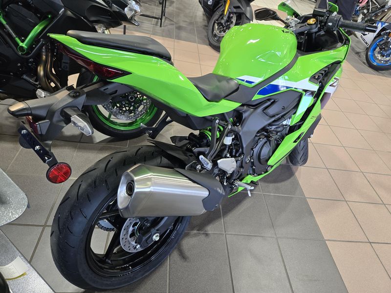 NEW 2026 KAWASAKI NINJA ZX 4RR ABS Image 5