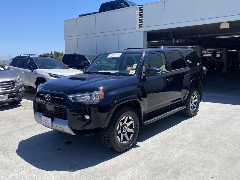 2023 Toyota 4Runner TRD Off Road PremiumImage 8