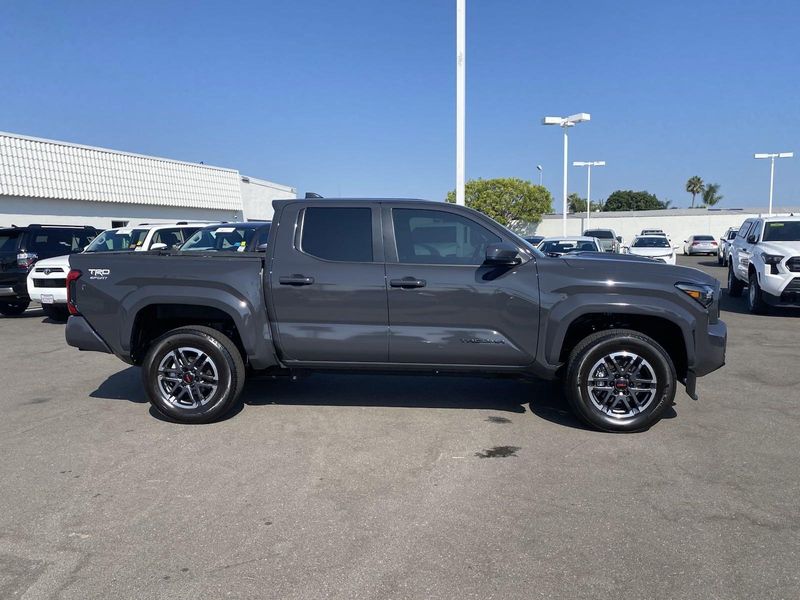 2024 Toyota Tacoma TRD SportImage 3