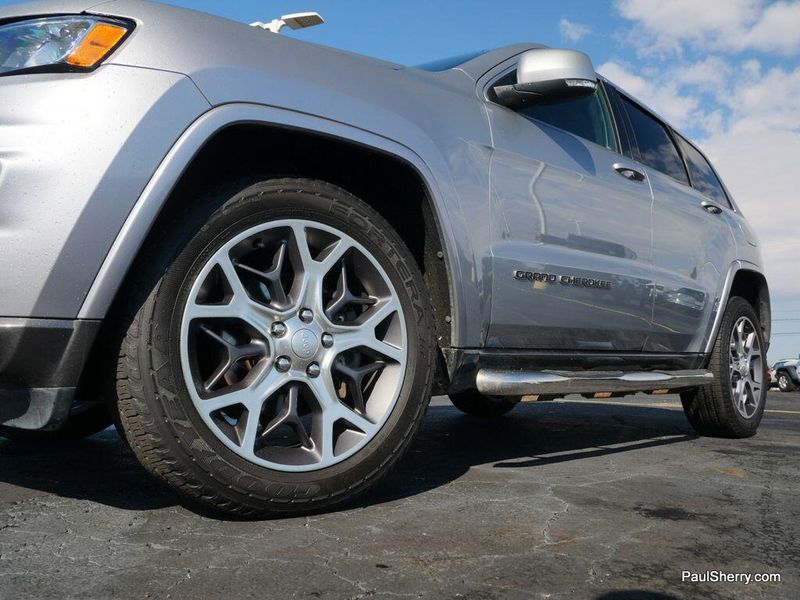 2018 Jeep Grand Cherokee Sterling EditionImage 9