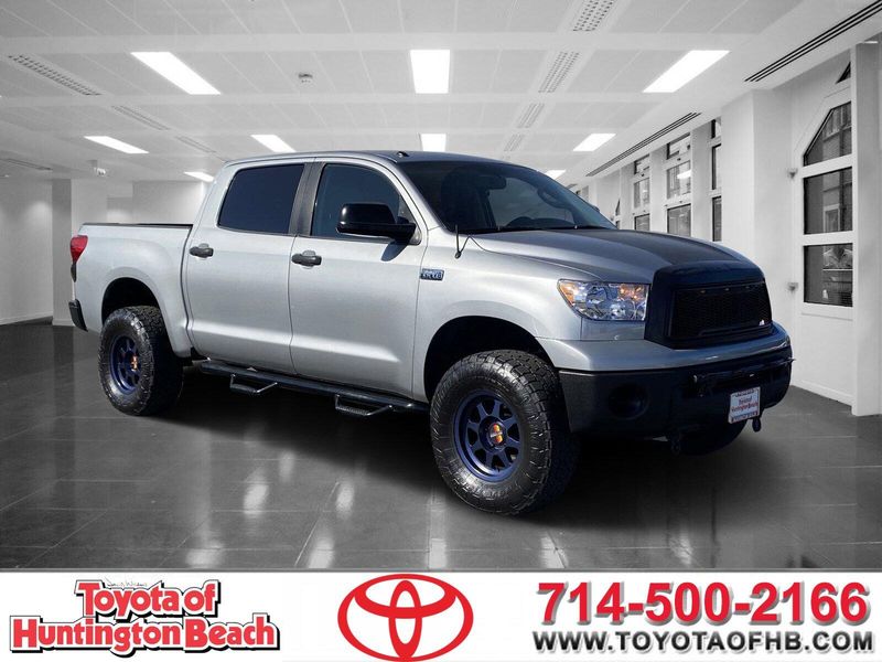 2010 Toyota Tundra GradeImage 1