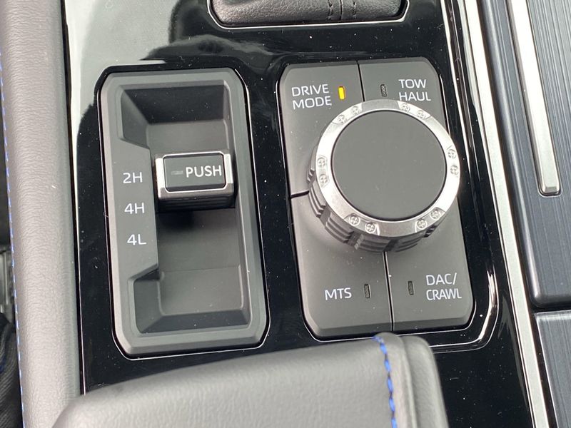 2025 Toyota Tundra Platinum HybridImage 19