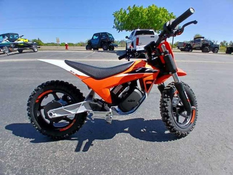 2025 KTM SX 