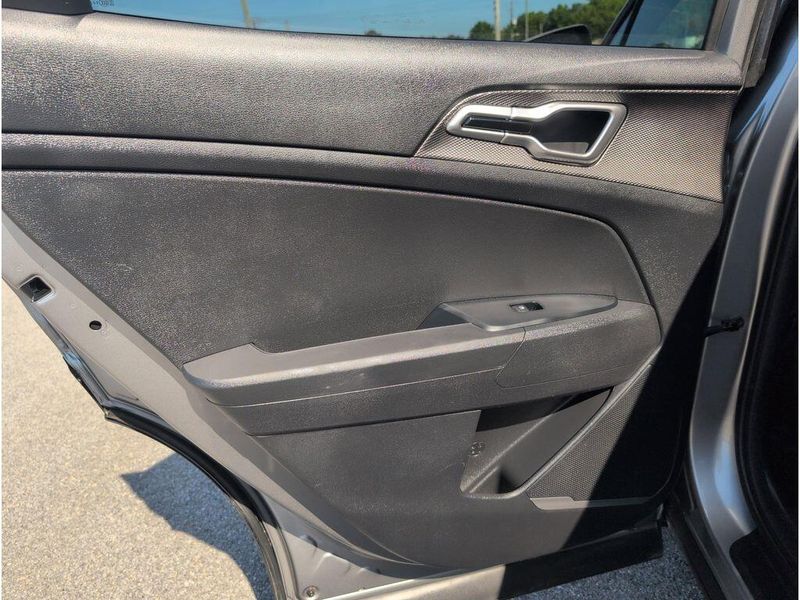 Used 2024 Kia Sportage LXImage 29