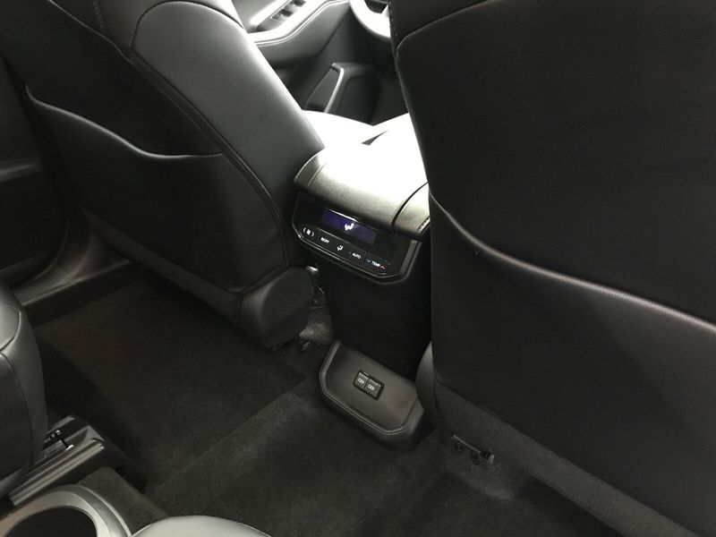 2024 Toyota Highlander XLEImage 19