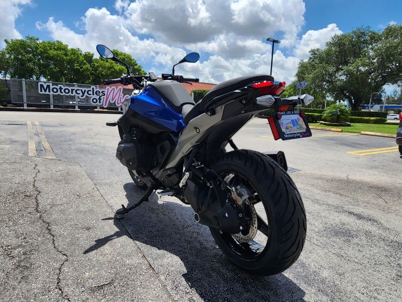 2026 BMW R 1300 RImage 7