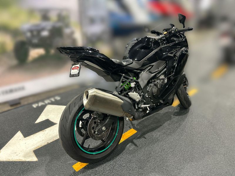 Used 2024 Kawasaki NINJA ZX-4RR Image 15