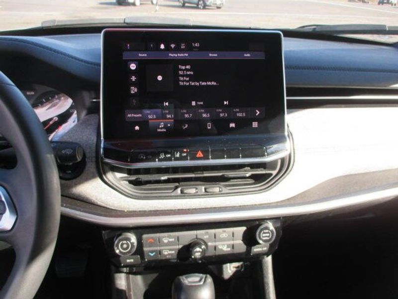 Used 2024 Jeep Compass LatitudeImage 20