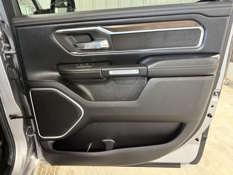 Used 2021 RAM 1500 LaramieImage 4